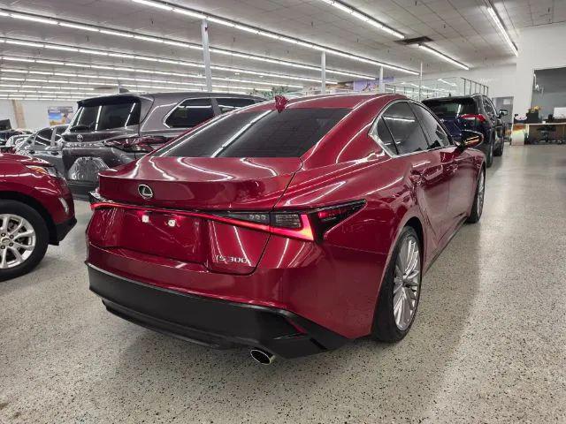 2024 Lexus IS 300 300