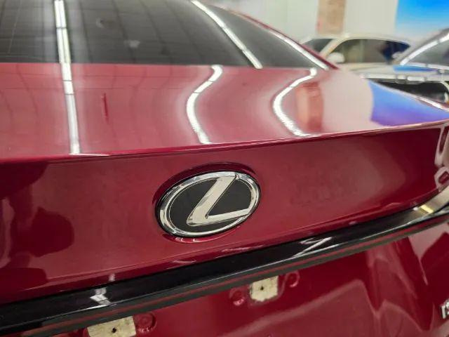 2024 Lexus IS 300 300