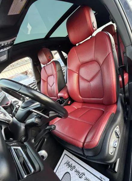 2023 Porsche Macan Base