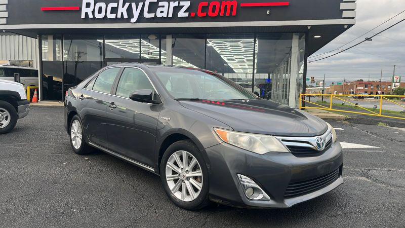2012 Toyota Camry XLE for sale in Temple Hills, MD