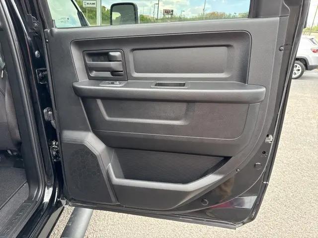 2025 Ram 3500 Tradesman Crew Cab 4x4 8 Box