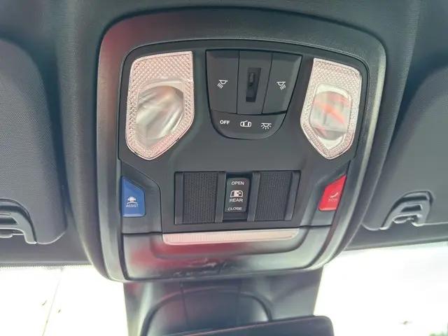 2025 Ram 3500 Tradesman Crew Cab 4x4 8 Box
