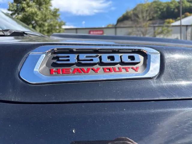 2025 Ram 3500 Tradesman Crew Cab 4x4 8 Box