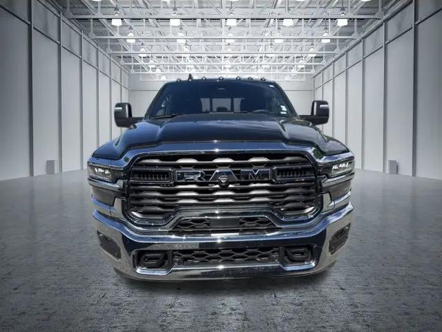 2025 Ram 3500 Tradesman Crew Cab 4x4 8 Box