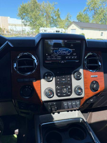 2015 Ford F-350 LARIAT