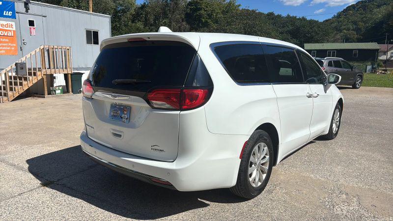 2018 Chrysler Pacifica Touring Plus