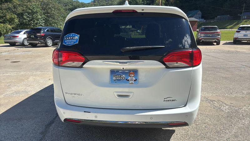2018 Chrysler Pacifica Touring Plus