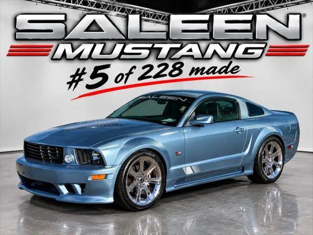 2005 Ford Mustang GT Deluxe for sale in Arlington Heights, IL