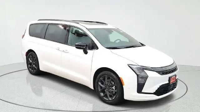 2027 Chrysler Pacifica Limited