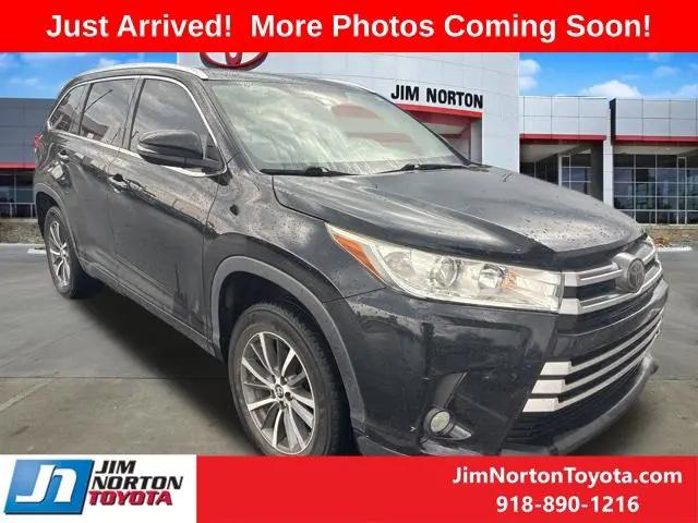 2017 Toyota Highlander XLE for sale in Tulsa, OK