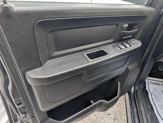 2019 Ram 1500 Classic Express Quad Cab 4x4 64 Box