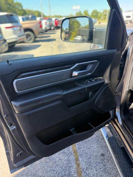 2020 Ram 1500 Big Horn Crew Cab 4x4 57 Box