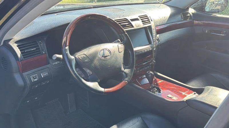 2007 Lexus LS 460 460