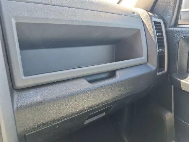 2018 Ram 1500 Express Quad Cab 4x2 64 Box