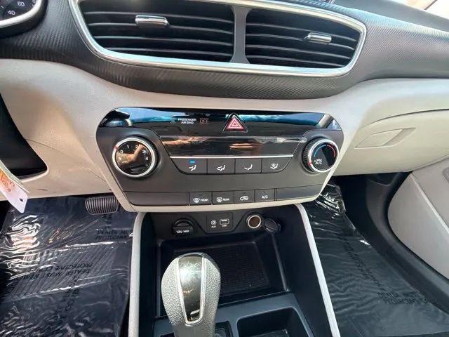 2021 Hyundai Tucson SE