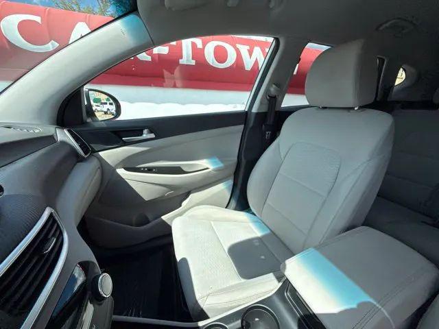 2021 Hyundai Tucson SE