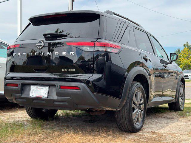 2024 Nissan Pathfinder SV 4WD