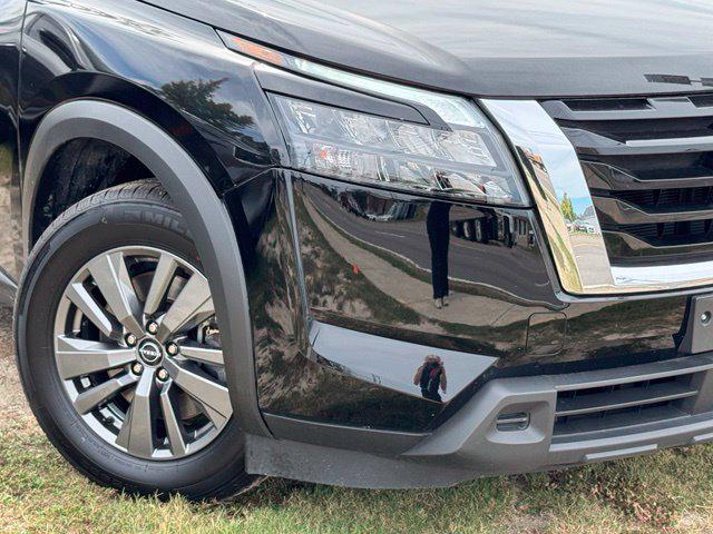 2024 Nissan Pathfinder SV 4WD