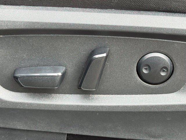 2024 Nissan Pathfinder SV 4WD