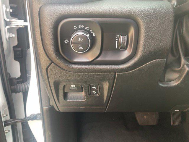 2023 Ram 1500 Big Horn Crew Cab 4x4 57 Box