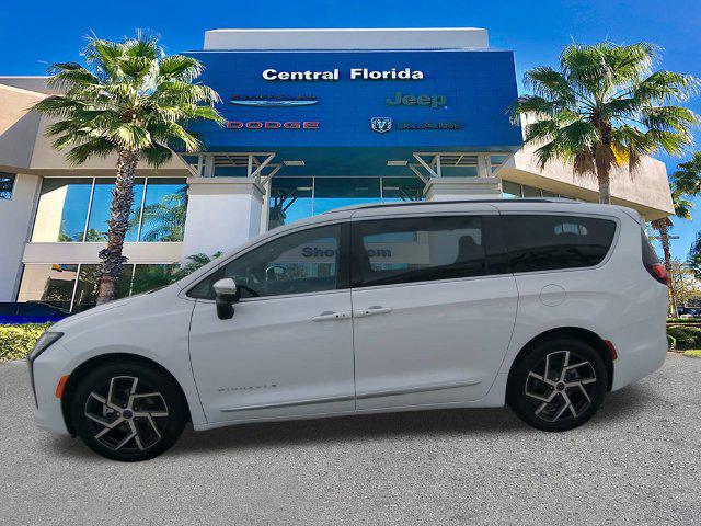 2027 Chrysler Pacifica Pinnacle