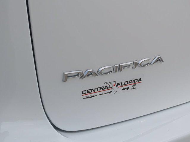 2027 Chrysler Pacifica Pinnacle