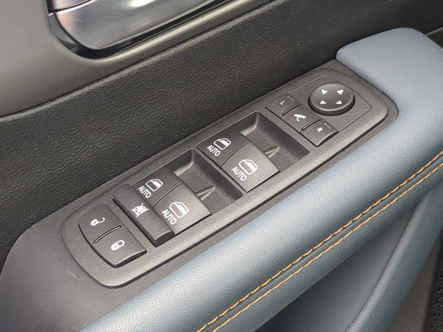 2027 Chrysler Pacifica Pinnacle