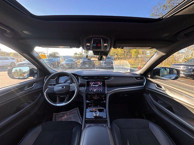 2025 Jeep Grand Cherokee L Altitude X 4x4