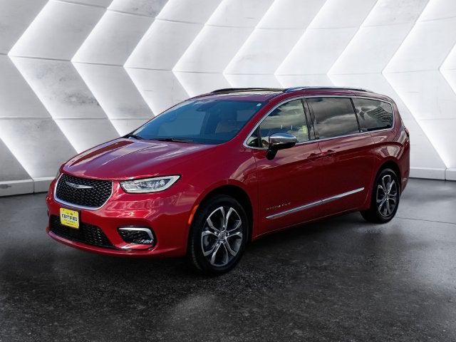 2025 Chrysler Pacifica Pinnacle AWD for sale in Littleton, NH