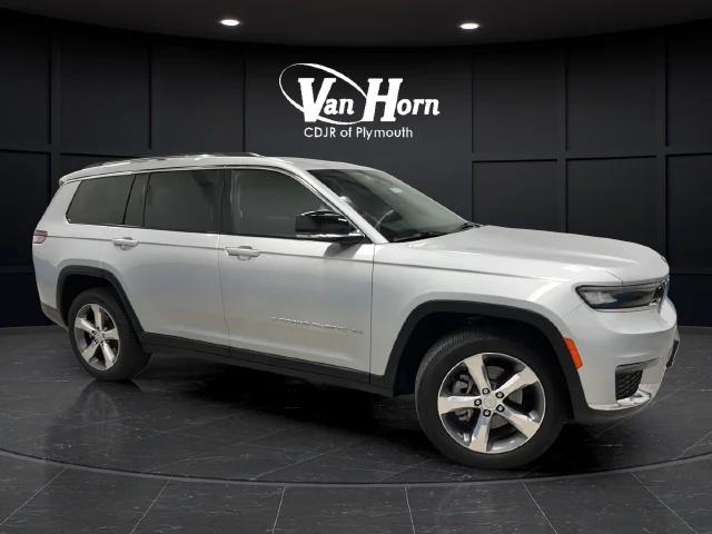 2021 Jeep Grand Cherokee Limited 4x4 for sale in Plymouth, WI