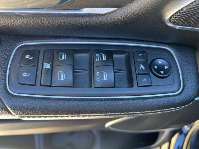 2021 Ram 1500 Laramie Crew Cab 4x4 57 Box