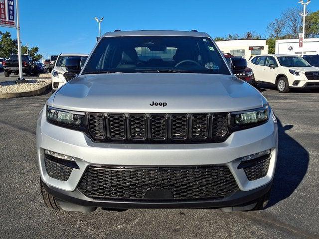2025 Jeep Grand Cherokee Limited 4x4 2025 Jeep Grand Cherokee Limited 4x4