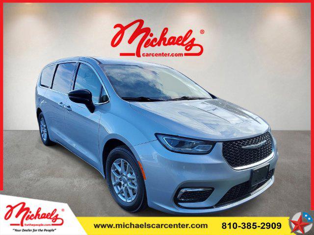 2024 Chrysler Pacifica Touring L for sale in Fort Gratiot Township, MI