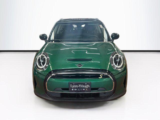 2024 MINI SE Hardtop Cooper