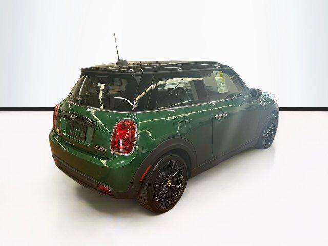 2024 MINI SE Hardtop Cooper