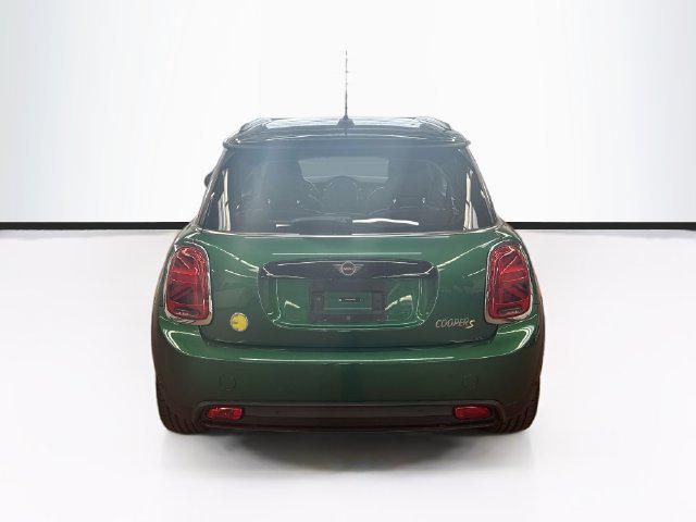 2024 MINI SE Hardtop Cooper