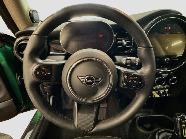 2024 MINI SE Hardtop Cooper