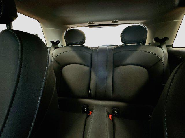 2024 MINI SE Hardtop Cooper