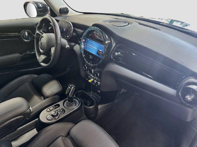 2024 MINI SE Hardtop Cooper