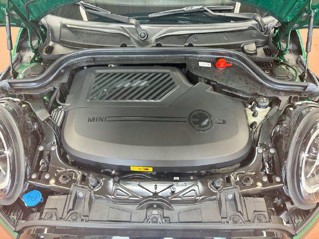 2024 MINI SE Hardtop Cooper
