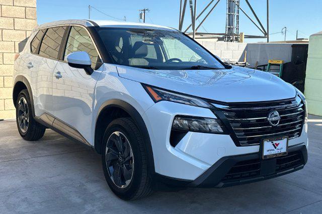 2025 Nissan Rogue SV FWD