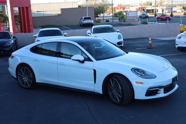 2020 Porsche Panamera 4