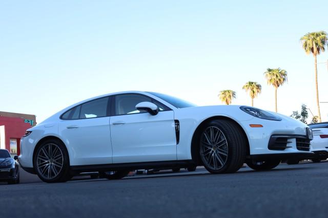 2020 Porsche Panamera 4