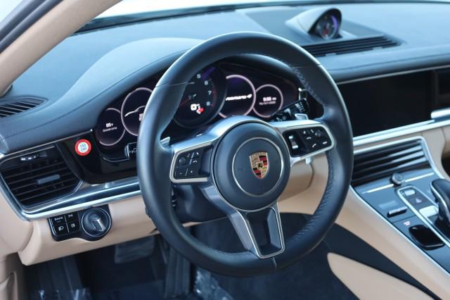 2020 Porsche Panamera 4