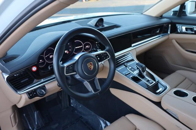 2020 Porsche Panamera 4