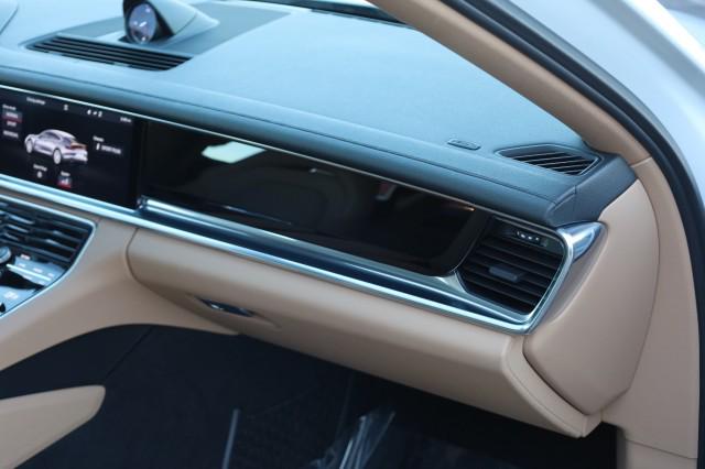 2020 Porsche Panamera 4