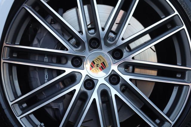 2020 Porsche Panamera 4