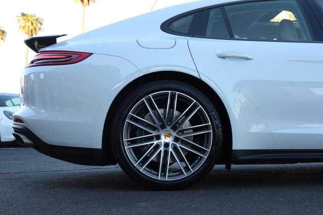 2020 Porsche Panamera 4