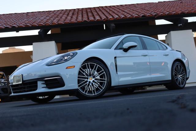 2020 Porsche Panamera 4