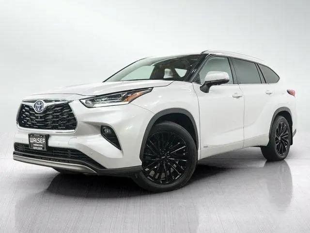 2023 Toyota Highlander Hybrid Platinum for sale in Eden Prairie, MN